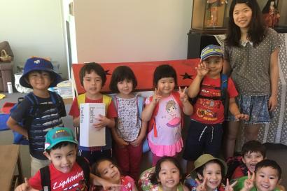 ① Brisbane Japanese Preschool and Education Centre Incorporated こあらぐみの子供たちと