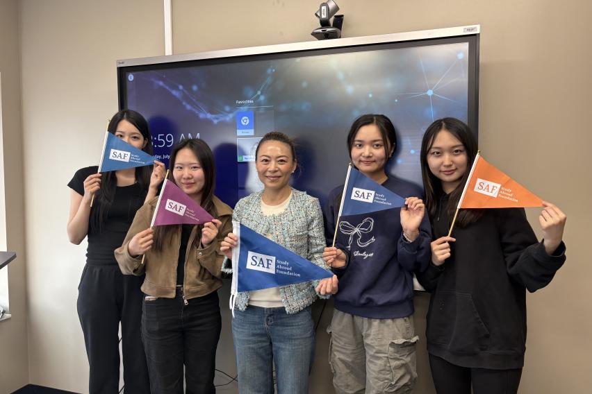 Lucia You with SAF students at University of Mississippi