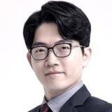 Headshot of Kyuseok Kim, IES Global Seoul Center Director