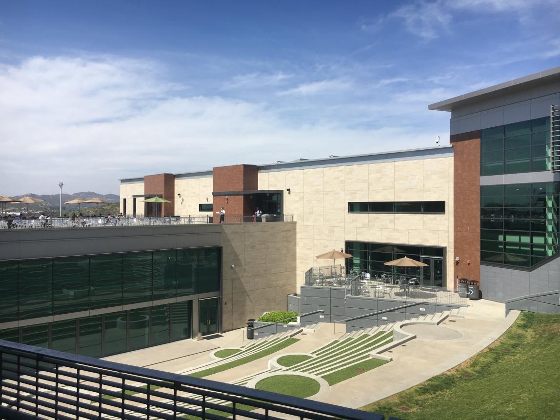 カリフォルニア州立大学サンマルコス校_C14