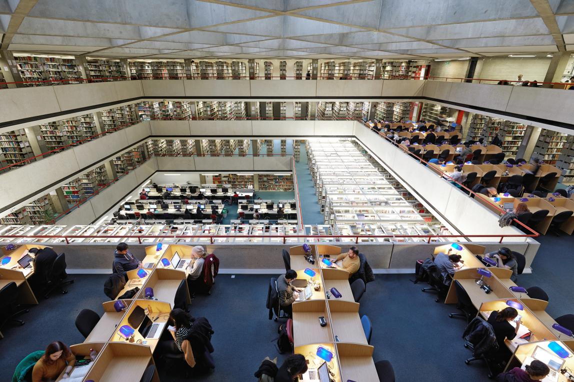 ロンドン大学東洋アフリカ研究学院(SOAS)_C04