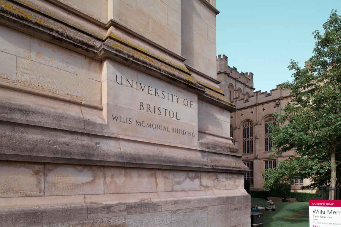 ブリストル大学_C04