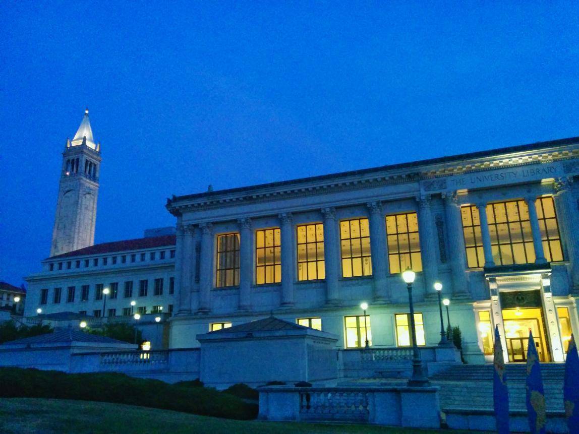 カリフォルニア大学バークレー校_F01