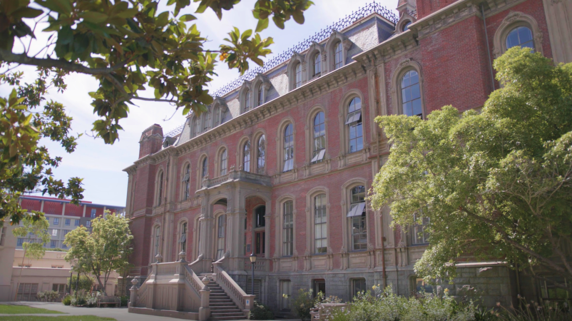 カリフォルニア大学バークレー校_F015