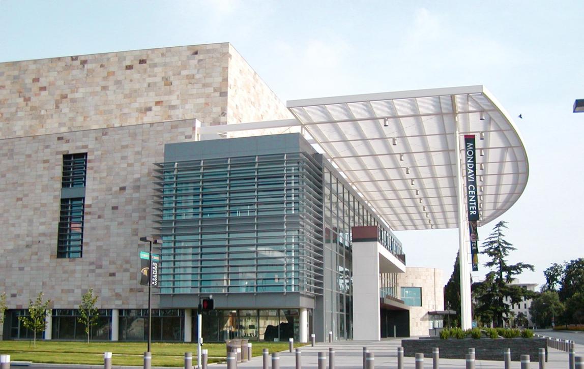 カリフォルニア大学デイビス校_F01