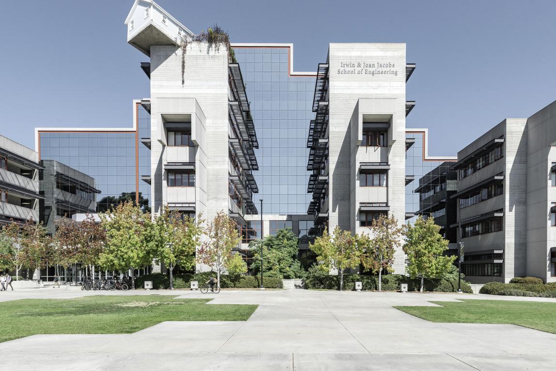カリフォルニア大学サンディエゴ校_C08