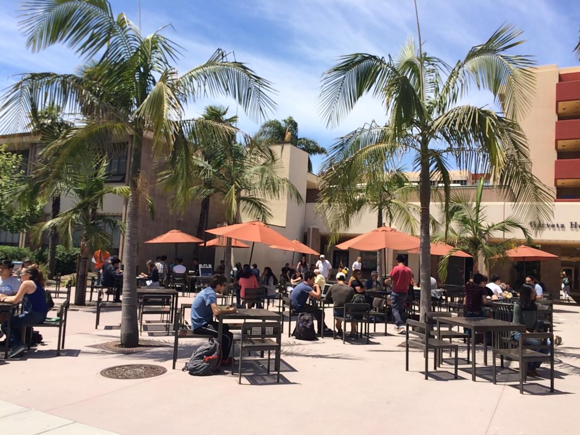 カリフォルニア大学サンタバーバラ校_C05