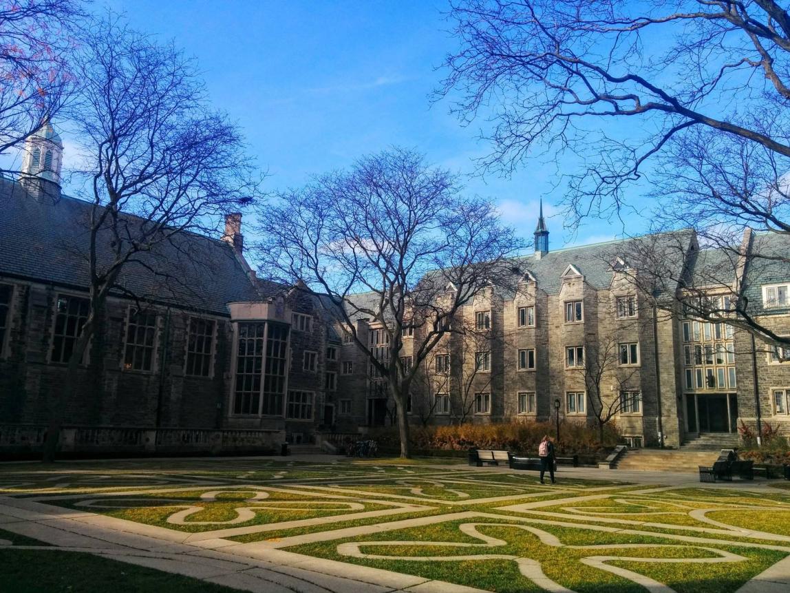 トロント大学_C03