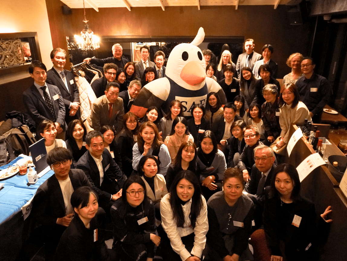 サンクスギビングパーティーの集合写真