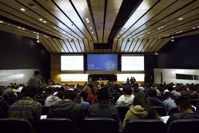 カリフォルニア大学リバーサイド校_C11