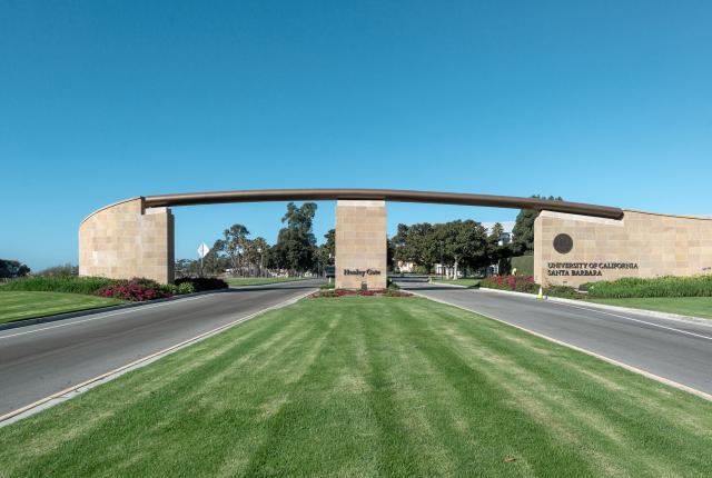 カリフォルニア大学サンタバーバラ校_C013