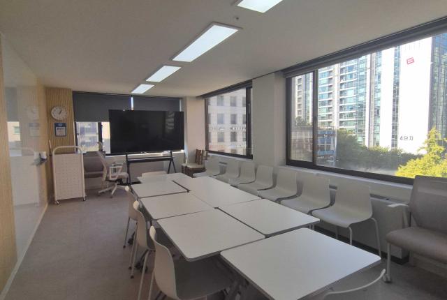 Conference Room at IES Global Seoul Center