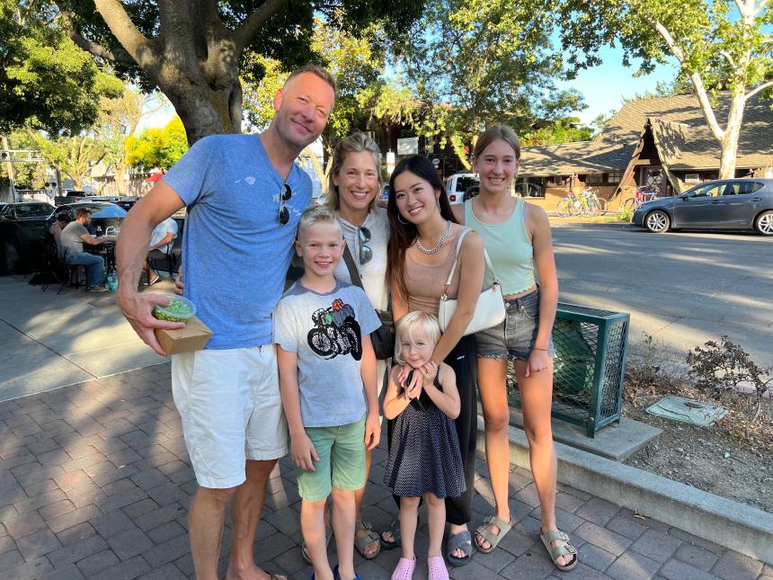 アメリカでホストファミリーと一緒に