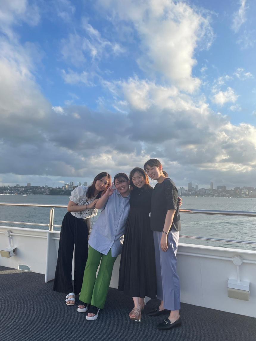 シドニーハーバークルーズ中に撮影