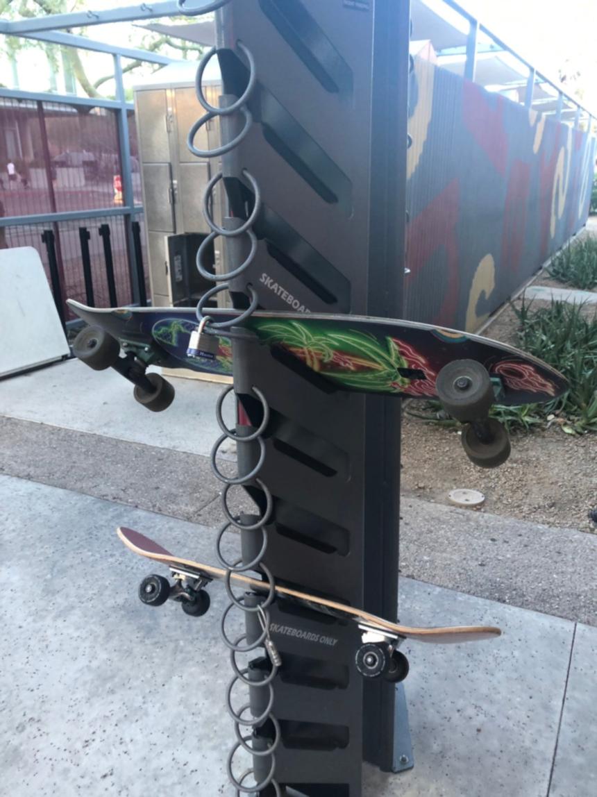 アリゾナ州立大学のスケボー置き場